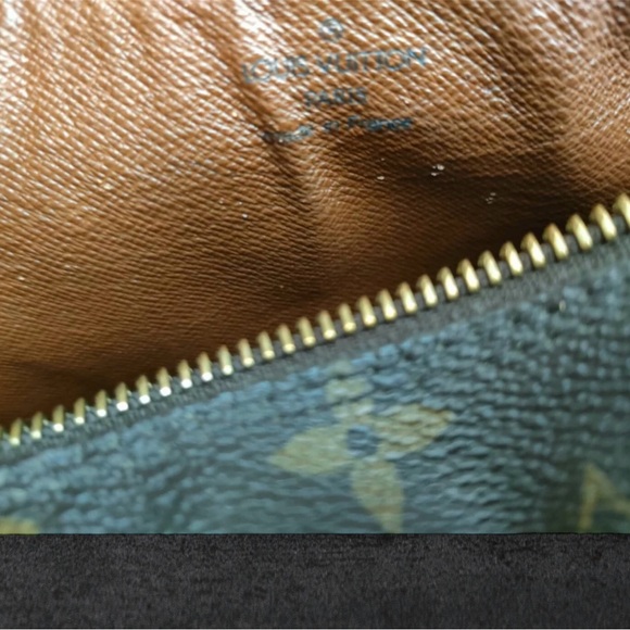 Louis Vuitton Handbag Papillon 30 Brown Monogram PVC - Picture 4 of 8